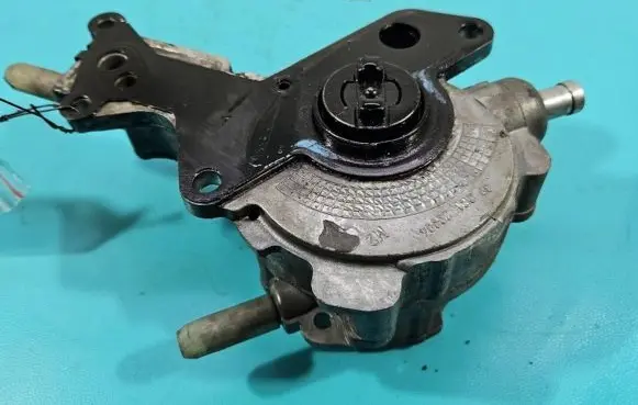 Skoda Octavia Mk2 (1Z) Vacuum pump IMPRK1396699