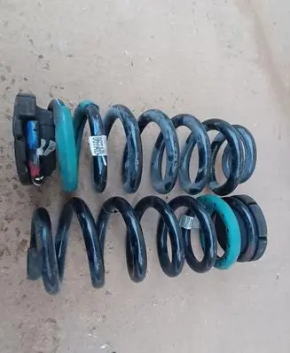Jeep Grand Cherokee Rear coil spring 68029666AD