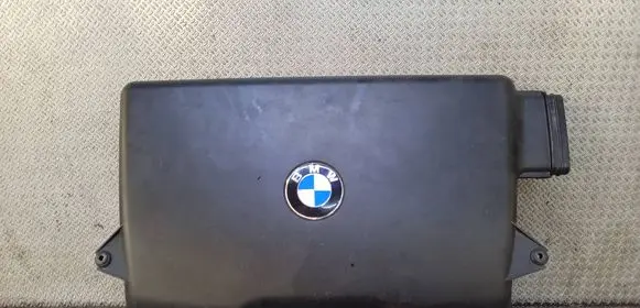 BMW 1 E81 E87 Air intake duct part 7561927