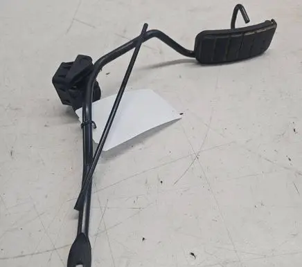Renault Scenic I Accelerator throttle pedal 770089322