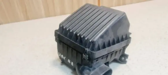 Honda HR-V Air filter box 81268