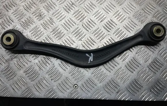 Rear upper control arm/wishbone