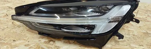 Volvo V60 Headlight/headlamp 32338032 12010236 MDE426187A