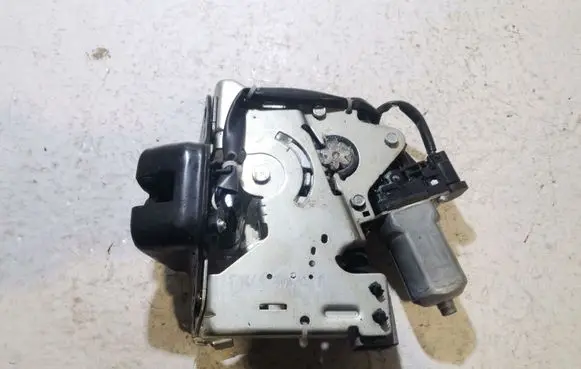 Dodge Durango Tailgate/trunk/boot lock/catch/latch D7661372B AY1638000120