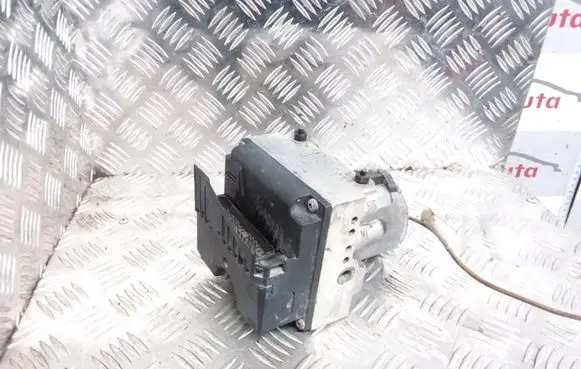 Audi A4 S4 B5 8D ABS Pump 0265214002 8D0614111