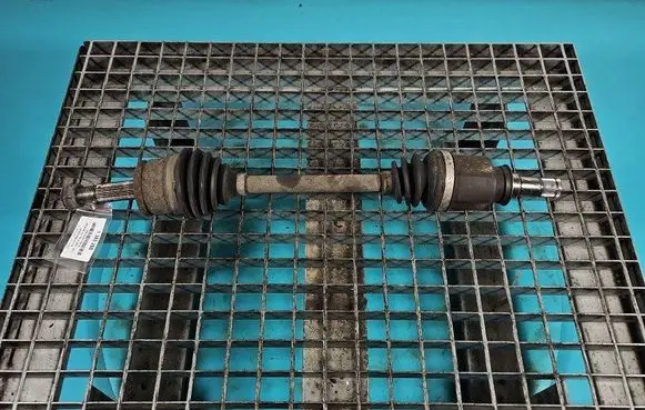 Front driveshaft