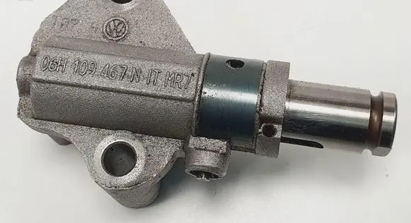 Volkswagen Touran III Timing belt tensioner 06H109467