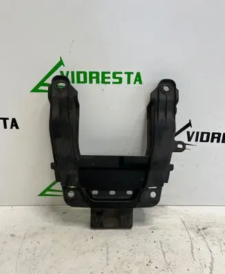 Honda CR-V Front bumper mounting bracket 71128T1GG000
