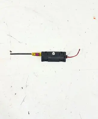 BMW 5 F10 F11 Aerial antenna amplifier 9199850