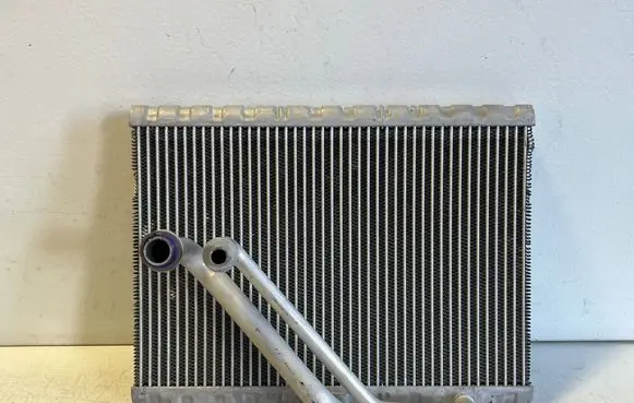 Mercedes-Benz Vito Viano W447 Air conditioning (A/C) radiator (interior) DC806005