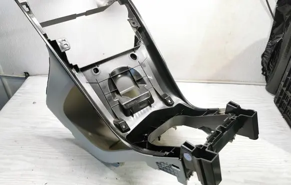 Volvo XC60 Center console 1302389