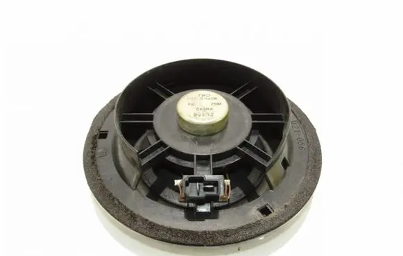 Suzuki Grand Vitara I Rear door speaker