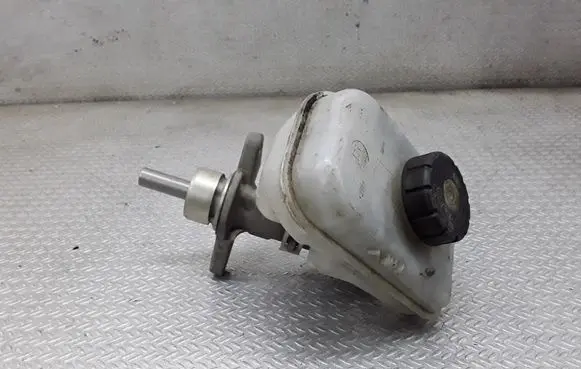 Opel Combo C Master brake cylinder
