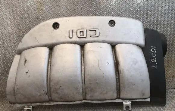 Mercedes-Benz C W203 Engine cover (trim) 6110101167