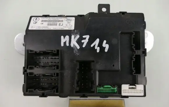 Ford Fiesta Comfort/convenience module 8V5115K600EJ