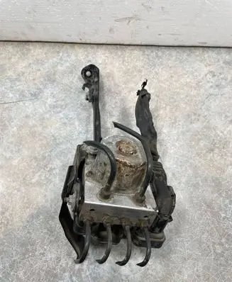 Subaru Forester SJ ABS Pump 2265506452 0265956212