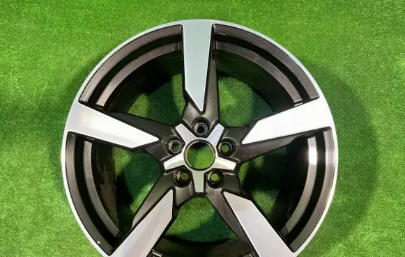 Audi TT TTS RS Mk3 8S R19 alloy rim 