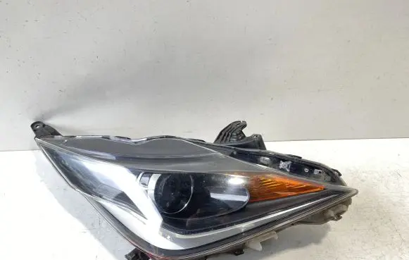 Toyota Aygo AB40 Headlight/headlamp