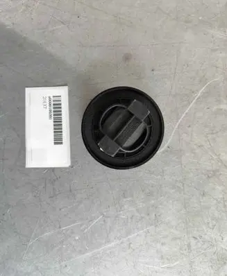 Mercedes-Benz E W213 Oil filler cap a0000100301