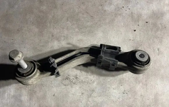 BMW 5 GT F07 Rear control arm 6782135