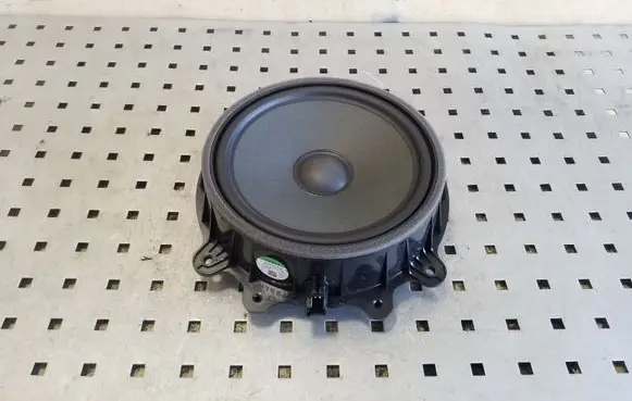 Tesla Model 3 Front door speaker 107974400E