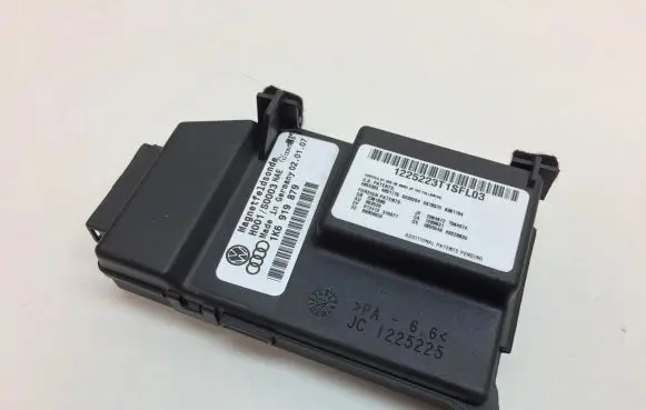 Volkswagen Golf V Sensor 1K6919879