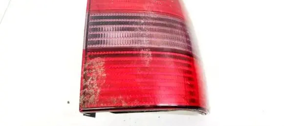 Volkswagen PASSAT B4 Rear/tail lights 3A9945112B