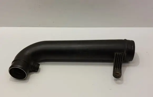 Volkswagen PASSAT B6 Intercooler hose/pipe 1K0129654AR 1K0129656AK