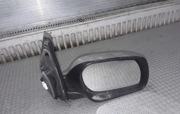 Mazda 2 Front door electric wing mirror E9024202 E9014202