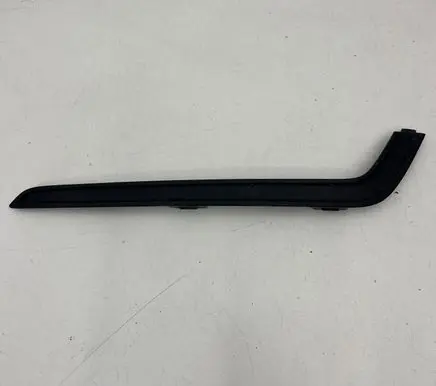 Volvo V60 Front bumper splitter molding 31455648
