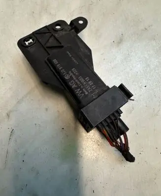 Seat Ibiza IV (6J,6P) Coolant fan relay 5J0919506