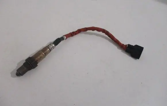 Renault Clio IV Lambda probe sensor H8201395330