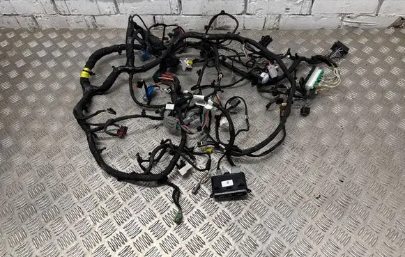 Dodge Durango III USB socket connector X40025600XX