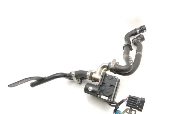 Maserati Quattroporte Engine coolant pipe/hose