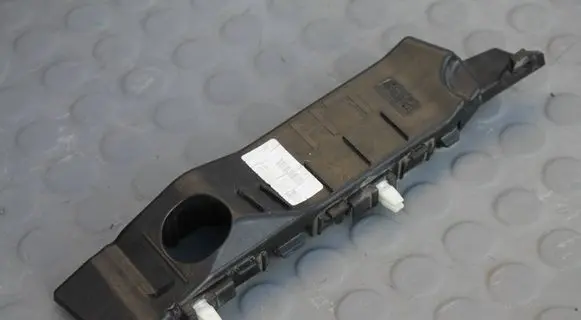 Hyundai i30 Front bumper mounting bracket 86515G4000I30 86515G4000