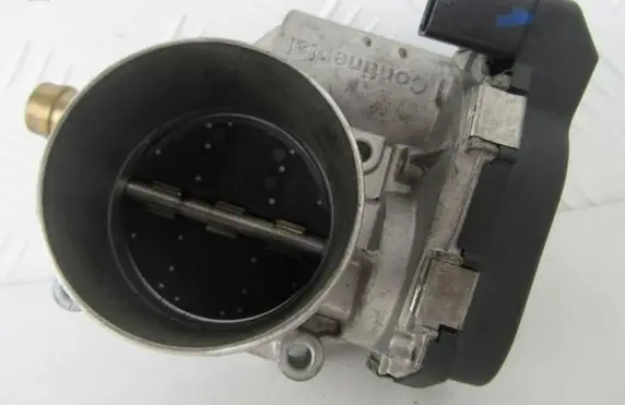 BMW 5 F10 F11 Throttle body valve 