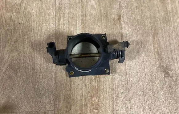 Ford Mondeo Mk III Throttle valve 1S7G9E926 IS7U9A794DA