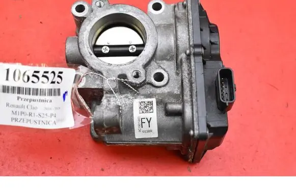 Renault Clio I Throttle body valve 161206038R