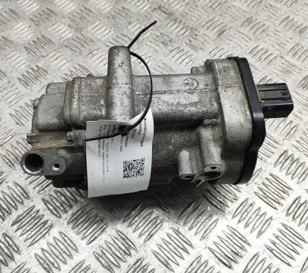 Toyota RAV 4 (XA50) Air conditioning (A/C) compressor (pump) 0424001100 ESB27C
