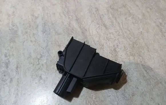 Ford S-MAX Fuel tank cap lock 6M21220A20AD