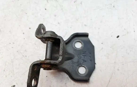 Subaru Legacy Front door upper hinge