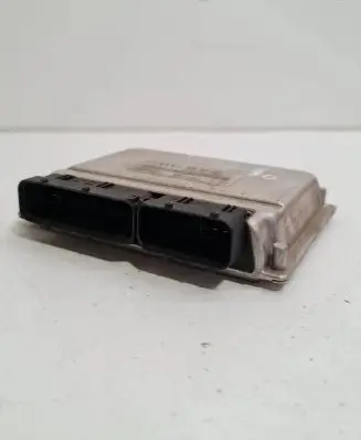 Audi A4 S4 B6 8E 8H Engine control unit/module 8E0907557 26SA7339 0261206051