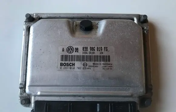 Volkswagen Golf IV Engine control unit/module 038906019FG 0281010702 EDC15P