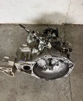 Mitsubishi Outlander Manual 5 speed gearbox F5MBB1DSZ 2500A715 2500A515