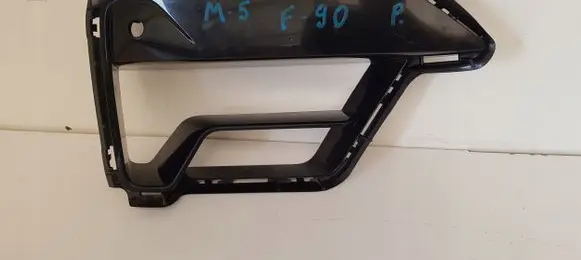 BMW M5 F90 Front bumper lower grill 8080593