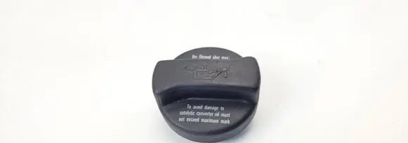 Volkswagen Golf IV Oil filler cap 026103485