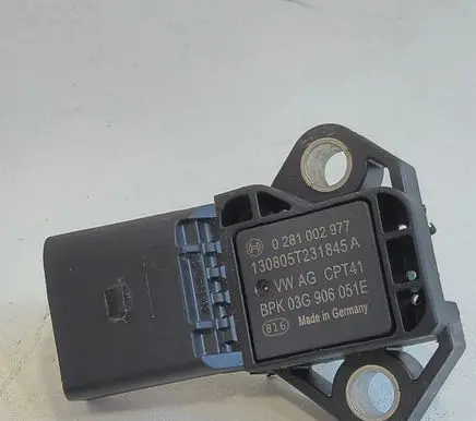 Volkswagen Golf VII Air pressure sensor 03G906051 03G906051E