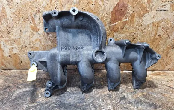 Suzuki Grand Vitara II Intake manifold 8200714430