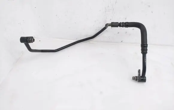 Audi A8 S8 D3 4E Gearbox oil cooler pipe/hose 4E0317818L