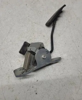 Subaru Legacy Accelerator throttle pedal 1988000181